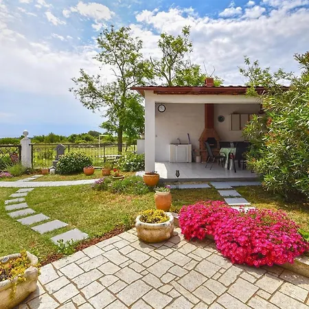 Apartman Fuer 3 Personen Ca 30 Qm In Banjole, Istrien Istrische Riviera Banjole