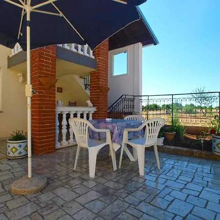 Fuer 3 Personen Ca 30 Qm In Banjole, Istrien Istrische Riviera Apartment *