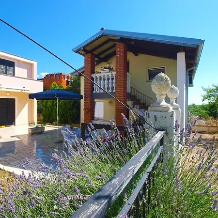Apartment Fuer 3 Personen Ca 30 Qm In Banjole, Istrien Istrische Riviera
